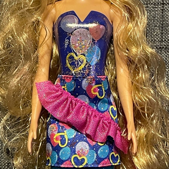 Barbie Color Reveal Doll “Party Series” Extra Long Blonde Pink Hair - Picture 6 of 6